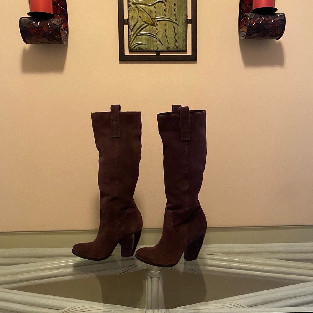 Chocolate brown suede boot